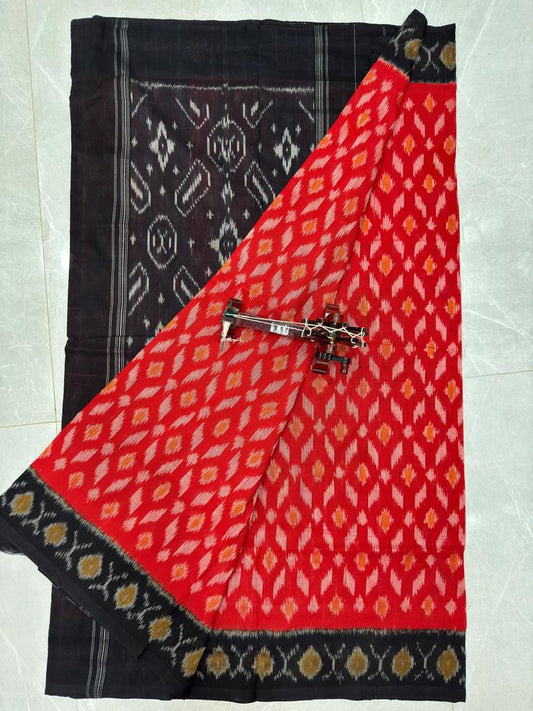 Pochampally ikkat handwoven cotton saree